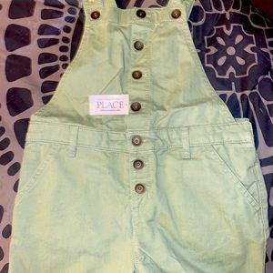 Brand new The children’s Place overalls shorts size 10 girls color sage green